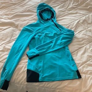 LuLuLemon Size M sweater - Teal